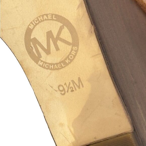 Michael Kors Brown leather Wood Wedges - Picture 4 of 11